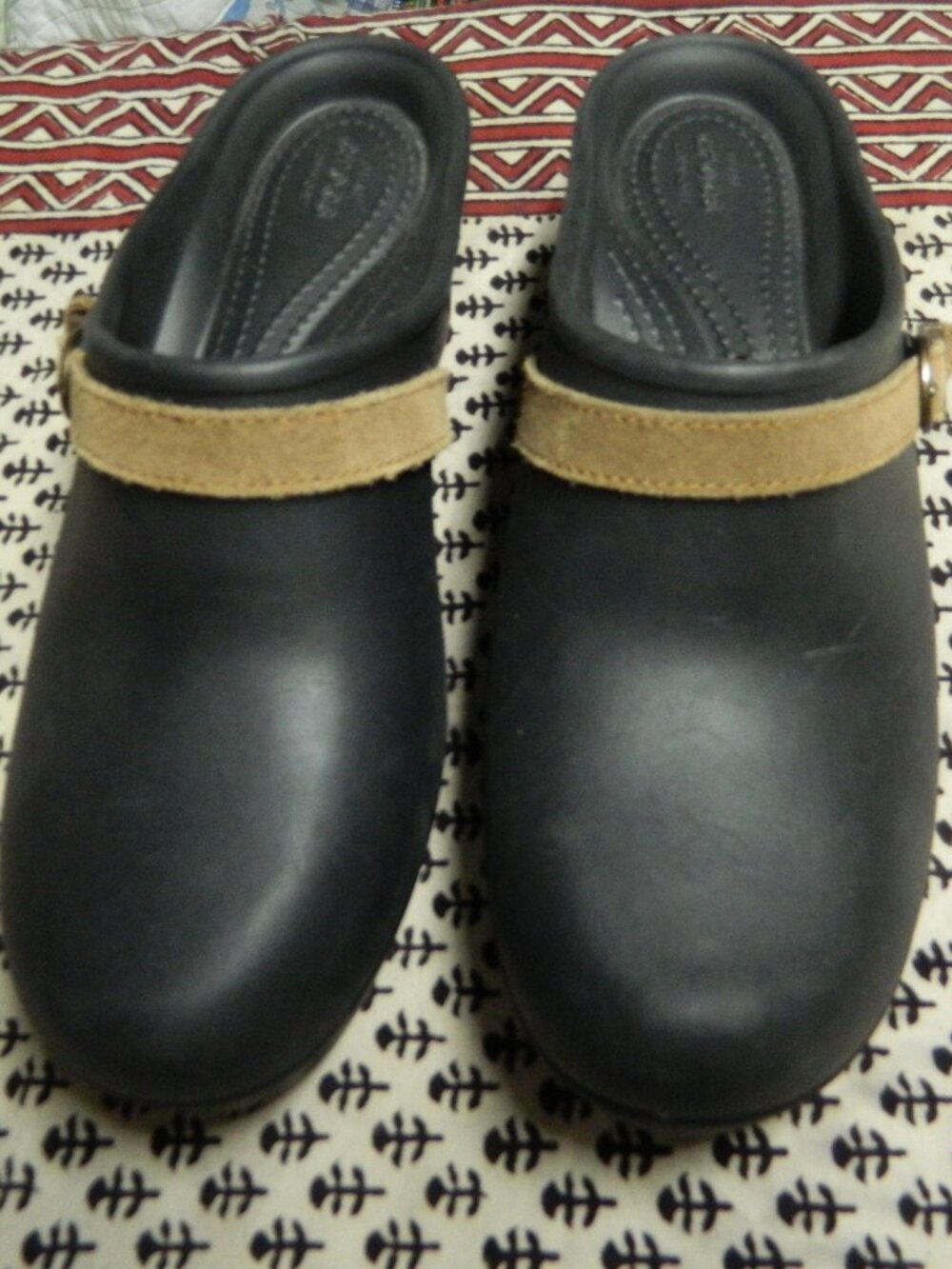 Crocs Womens 10W Clogs Shoes Dual Comfort Black Slip On Mules Buckle